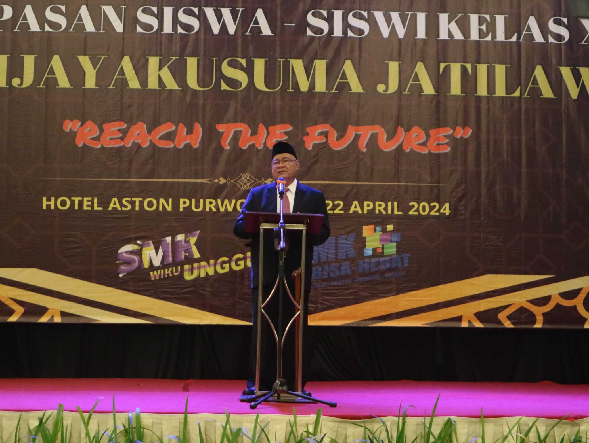 suasana wisuda smk wijayakusuma 