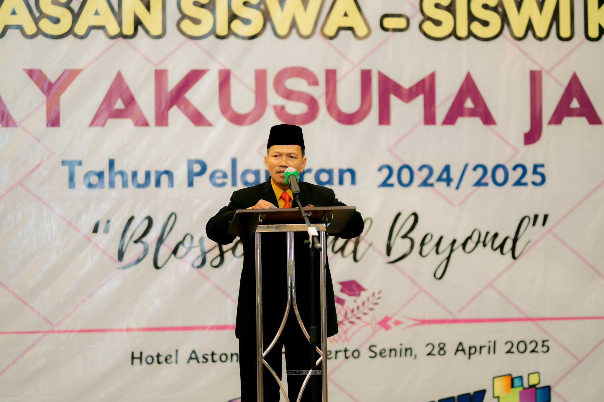 Masturi.S.Ag kepala SMk Wijayakusuma Jatilawang